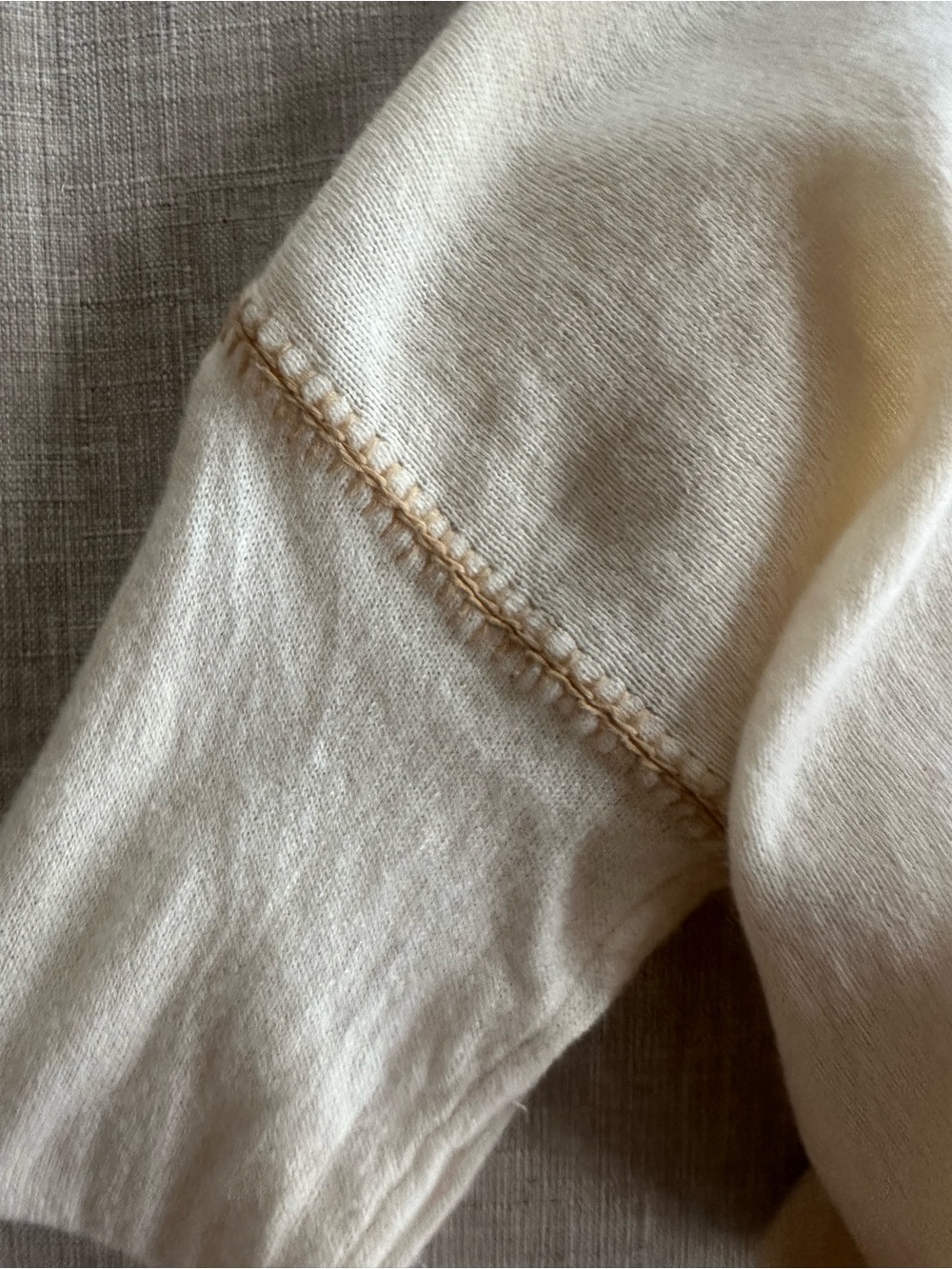 Minnie Rose Women's Cream V-Neck Sweater with Contrast Stitching - Picture 4 of 5
